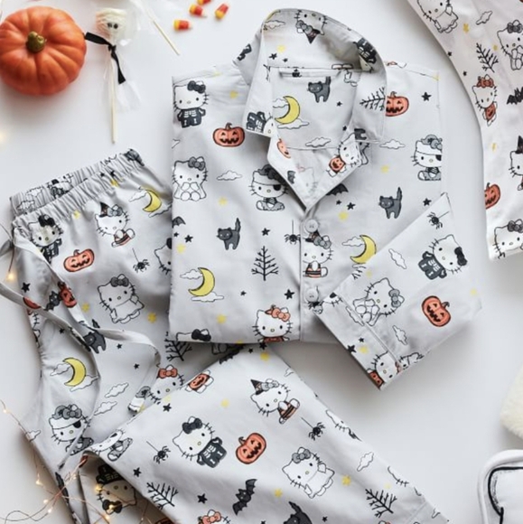 Pottery Barn teen Hello Kitty Glow-in-the-Dark Loose Fit Cotton Pajamas W Sz XS - Picture 4 of 14